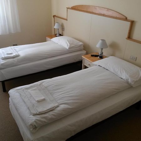 Hotel Santa Barbara Ronzo-Chienis المظهر الخارجي الصورة