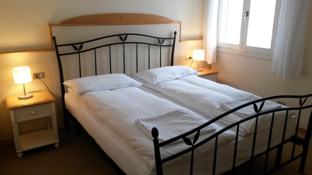 Hotel Santa Barbara Ronzo-Chienis المظهر الخارجي الصورة