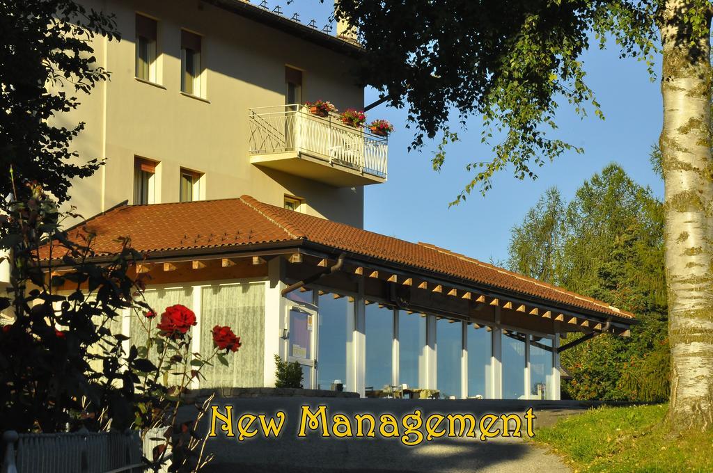 Hotel Santa Barbara Ronzo-Chienis المظهر الخارجي الصورة